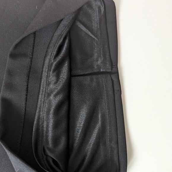 Black pencil skirt size 8 NWT - Picture 10 of 10
